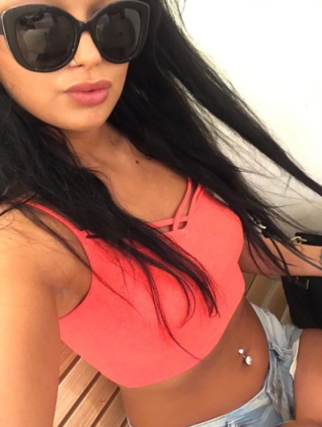 Belgrat Escort Pozitif Enerjili Bayan Isabella